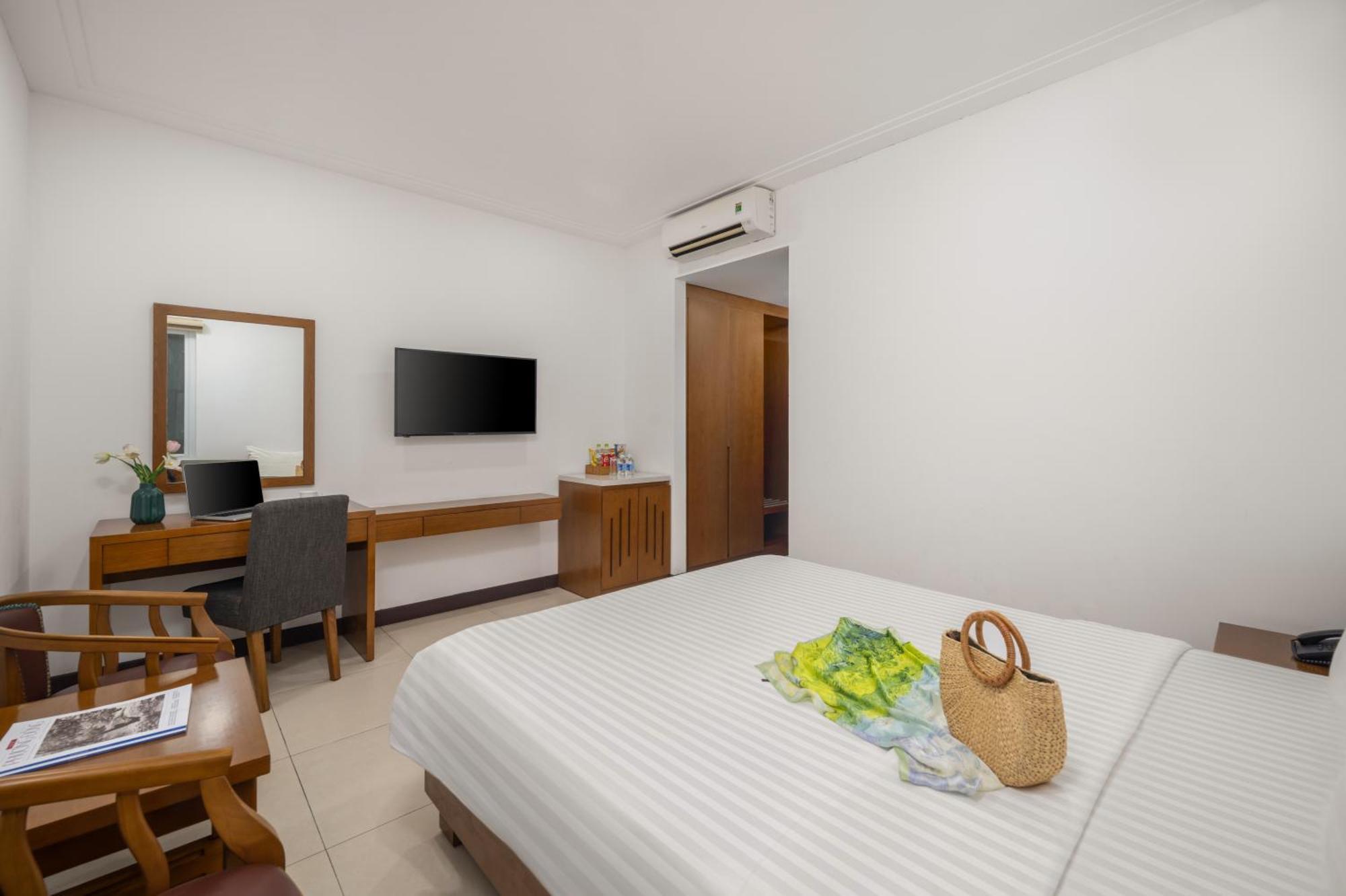 Star Hotel And Spa Danang Bagian luar foto