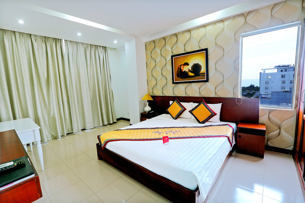 Star Hotel And Spa Danang Bagian luar foto