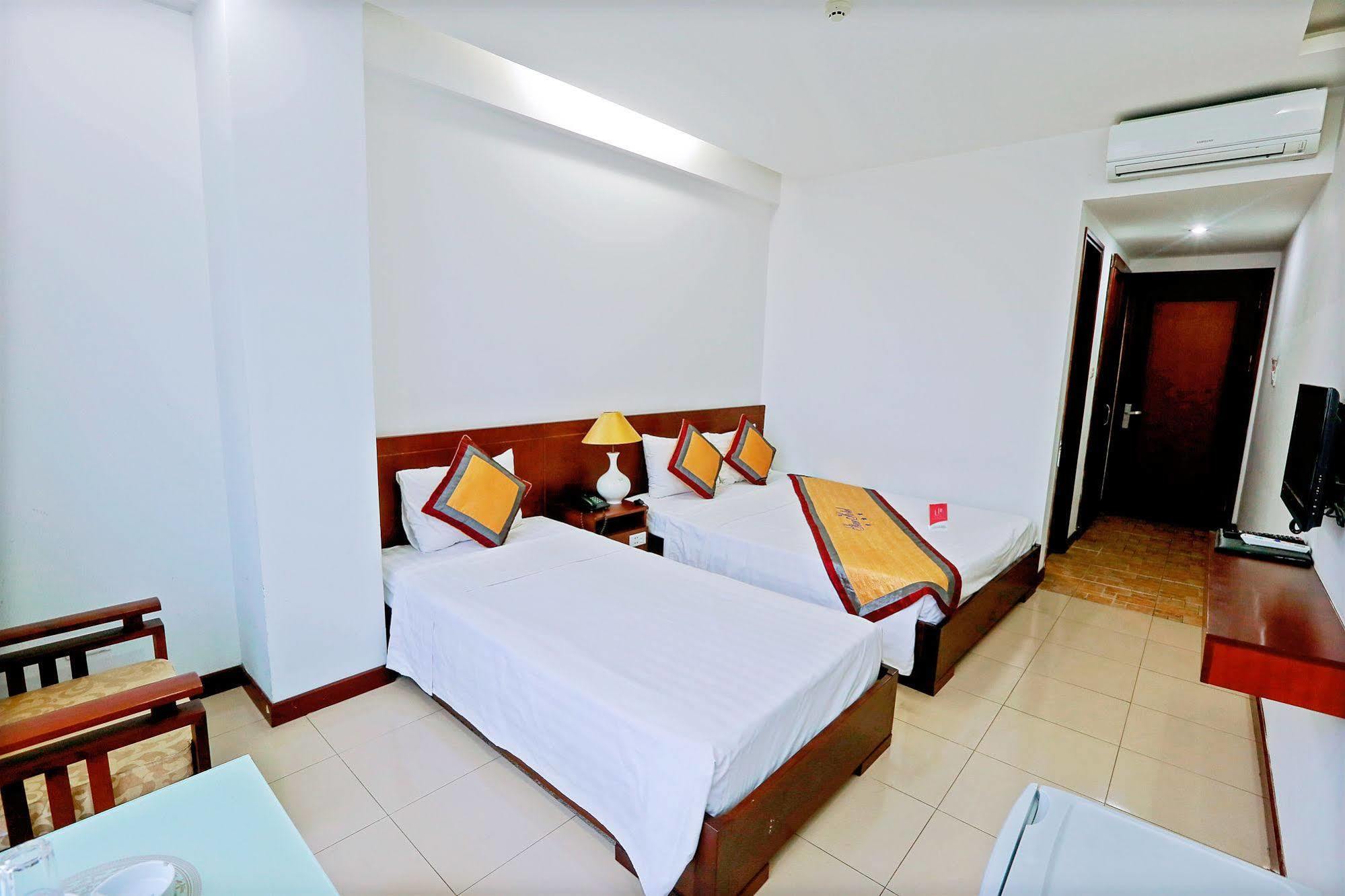 Star Hotel And Spa Danang Bagian luar foto