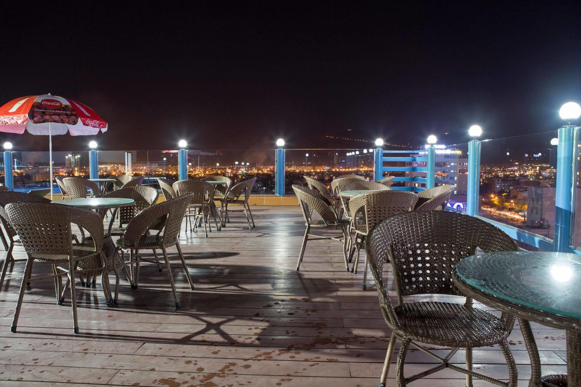 Star Hotel And Spa Danang Bagian luar foto